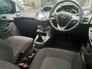 2014 Ford Fiesta 1.4i 5-Door, Brown with 86000km available now!