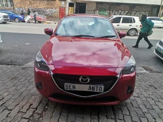2013 Mazda Mazda2 1.5 Dynamic, Burgundy with 99000km available now!