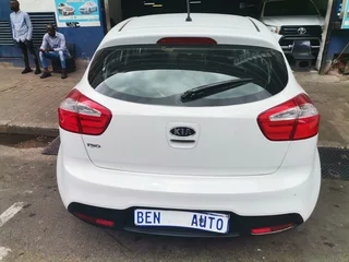 2011 Kia Rio 1.4 5-Door, White with 91000km available now!