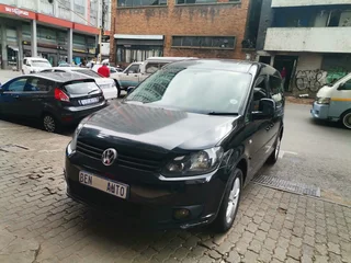 2014 Volkswagen Caddy Crew Bus Maxi 2.0 TDI, Black with 109000km available now!