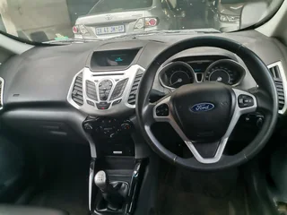 2017 Ford EcoSport 1.5 TDCi Titanium, Silver with 84000km available now!