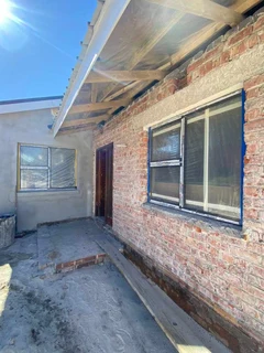 Building plastering roofing projects