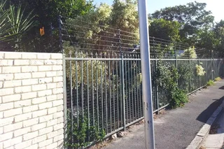 Security fencing  ( Mr Fence )