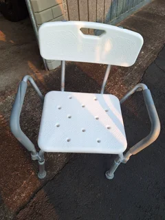 SHOWER CHAIR