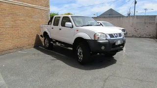 2009 Nissan Hardbody Double Cab
