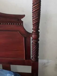 BLACK FRIDAY Bali 4Poster Bed King size.