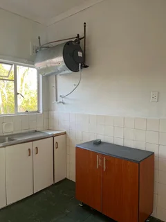 Spacious &amp; Closer to CBD 1 Bedroom Apartment(R 4 500.00) - Pietermaritzburg