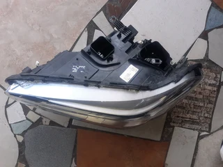 BMW X1 F48 LED XENON HEADLIGHT AVAILABLE