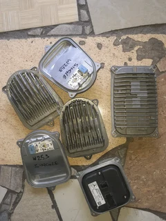 MERCEDES BENZ GLC W253 SINGLE XENON HEADLIGHT BALLASTS/MODULES CONTROL UNITS AVAILABLE