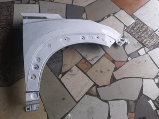 NISSAN RIGHT SIDE FENDER AVAILABLE