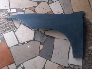 VOLVO XC60 LEFT SIDE FENDER AVAILABLE