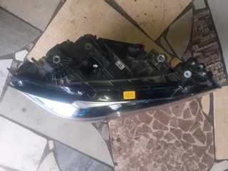 BMW M4 G80 M-SPORT XENON LED LASER BLUE HEADLIGHT AVAILABLE