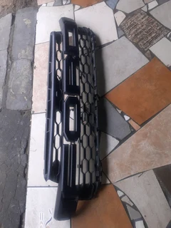 FORD RANGER T9 WILD TRAK RAPTER FRONT MAIN GRILL WITH CAMERA AVAILABLE