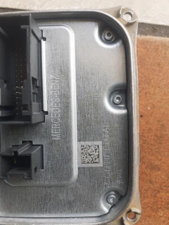 MERCEDES BENZ C-CLASS W205 HEADLIGHT SINGLE XENON BALLAST/MODULE CONTROL UNITS AVAILABLE A2059004230