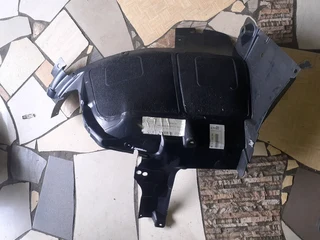 Bmw X6 F16 M-sport Front Right Side Fenderliner Available