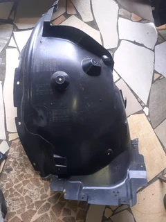 BMW X3 G01 F97 REAR LEFT SIDE FENDERLINER AVAILABLE