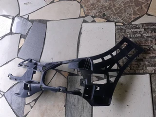 MERCEDES BENZ E-CLASS W212 FRONT BUMPER LEFT SIDE BRACKET AVAILABLE A2128853765