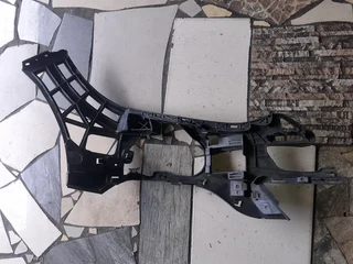 MERCEDES BENZ E-CLASS W212 FRONT BUMPER LEFT SIDE BRACKET AVAILABLE A2128853765