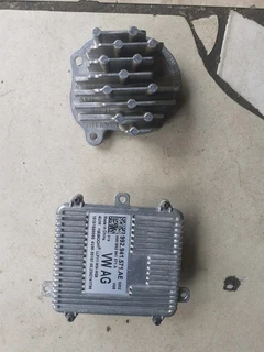 VW POLO 9 TSI XENON HEADLIGHT BALLASTS/MODULE CONTROL UNITS AVAILABLE