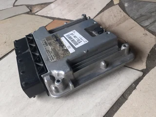 AUDI A4 1.8 8K1907115 G COMPUTER BOX/ECU ENGINE CONTROL UNIT AVAILABLE 0251S04327 0261201703