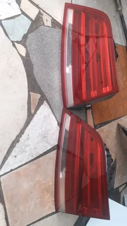 BMW X3 F25 REAR BOOTLID/TAILGATE INNER LEFT SIDE TAILLIGHTS AVAILABLE