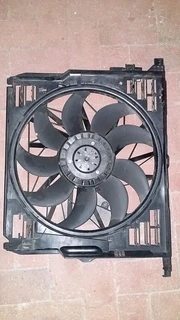 Bmw F10(535i 550i) F11 F06(640i 650i) F07(750i) Electric Radiator Fans Available 2009 To 2019 Models