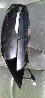 RANGE ROVER EVOQUE SIDE MIRROR AVAILABLE