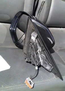 RANGE ROVER EVOQUE SIDE MIRROR AVAILABLE