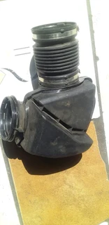 BMW 3 SERIES &amp; 4 SERIES F30 AND F32 AIR INTAKE HOSE PIPE ELEMENT DUCT BOX AVAILABLE IN STOCK