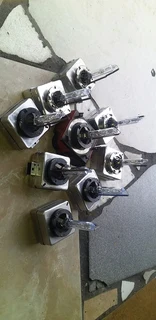 MERCEDES BENZ/BMW/AUDI AND VOLKSWAGEN LED &amp; XENON BULBS AVAILABLE