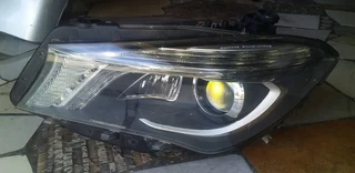 Mercedes Benz Cla W117 Intelligent Xenon Headlights Available
