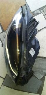 MERCEDES BENZ B-CLASS W246 STANDARD/NORMAL HEADLIGHTS AVAILABLE