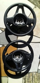 MERCEDES BENZ C-CLASS W205 SPORT &amp; STANDARD STEERING WHEELS AND STEERING AIRBAGS AVAILABLE