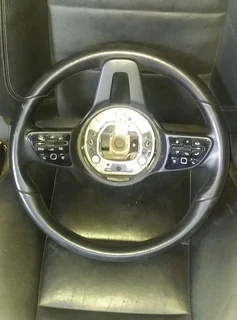 MERCEDES BENZ C-CLASS W205 SPORT &amp; STANDARD STEERING WHEELS AND STEERING AIRBAGS AVAILABLE