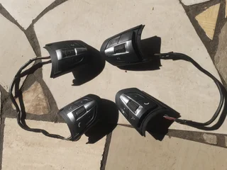 Bmw M5 M6 X5 F10 F11  F12 F13 F06 F07 Multifunction steering wheel buttons Available 61317849410