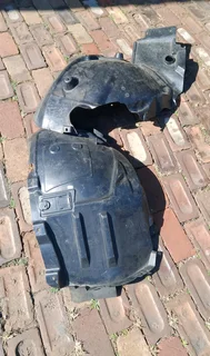 MERCEDES BENZ E-CLASS W213 COMPLETE FRONT FENDERLINERS AVAILABLE