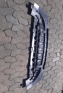 MERCEDES BENZ V-CLASS W447 VITO VIANO SPORT VS20 FRONT BOTTOM SPLASH TRAY/COVERS A4478850036 ZGs 011