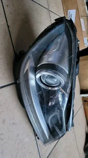 MERCEDES BENZ C-CLASS W204 FACE-LIFT XENON HEADLIGHTS AVAILABLE