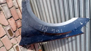 MERCEDES BENZ ML W164 LEFT SIDE FENDERS AVAILABLE