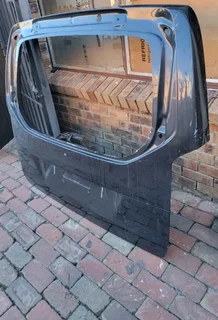 MERCEDES BENZ V-CLASS W447 VITO VIANO SPORT TAILGATES AVAILABLE