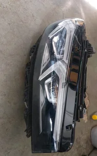 BMW 3-SERIES G20 G21 FACE-LIFT XENON HEADLIGHTS AVAILABLE