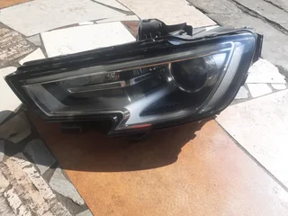 AUDI A3 2017 XENON HEADLIGHT AVAILABLE
