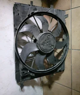 Mercedes Benz Glc W253 Radiator Fan Available