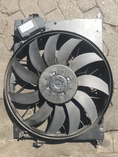 Mercedes Benz E-class W211 W212 4.70 Petrol 2007-2012 S-class W221 S450 Gl 350 Sl R231 Radiator Fans