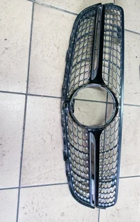 Mercedes Benz Glc W253 Front Grills Available