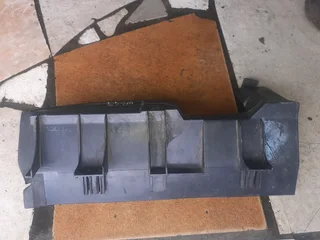 MERCEDES BENZ A-CLASS W176 B-CLASS W246 CLA W117 RIGHT RADIATOR AIRDUCT A2465050230 AVAILABLE