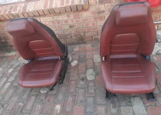 MERCEDES BENZ C-CLASS W204 FACE-LIFT COUPE SPORT FRONT LEATHER SEATS AVAILABLE