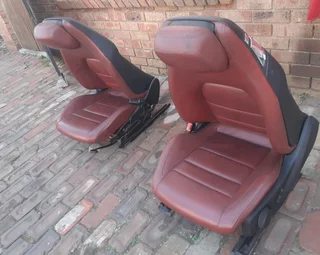 MERCEDES BENZ C-CLASS W204 FACE-LIFT COUPE SPORT FRONT LEATHER SEATS AVAILABLE