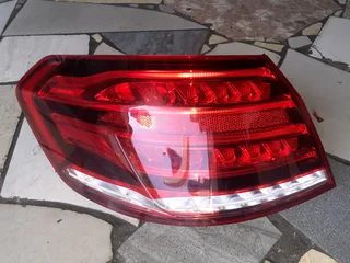 Mercedes Benz E-class W212 Face-lift Led Left Side Rear Taillight A2129060703 Available