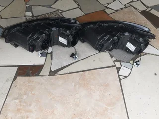 VW POLO 6 TSI RIGHT SIDE NORMAL HEADLIGHTS AVAILABLE